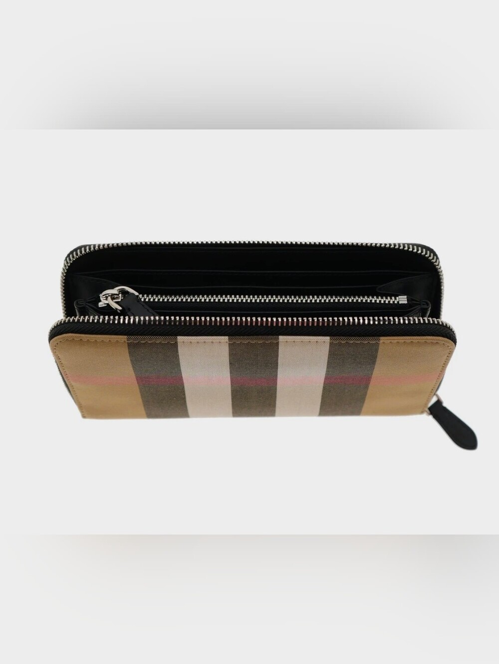 NWT Burberry Novacheck Ziparound Wallet w/SHW - Picture 5 of 11